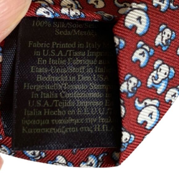 Brooks Brothers Red White Blue Elephant Print Silk Necktie Tie Italian Fabric - Picture 8 of 8